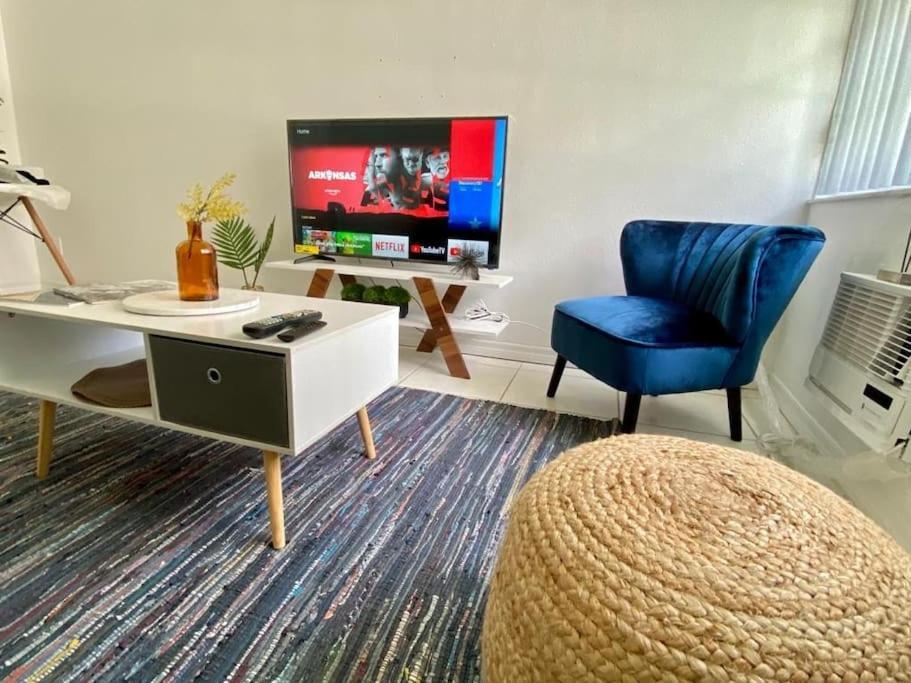 Miami Beach Home Near The Ocean Екстериор снимка